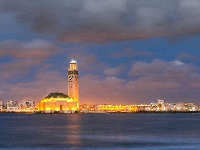 4 Days Tour From Casablanca to Merzouga Dunes Of Desert